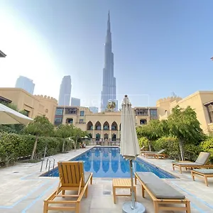 Incredible 2br Apartment, Downtown With Burj & Mall View By Rich Apartment Dubai