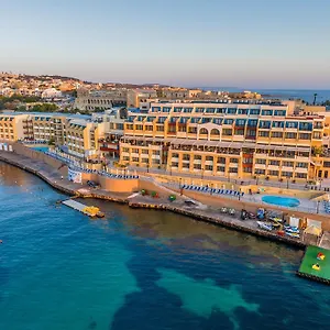 מלון Verdi St George's Bay Marina ****